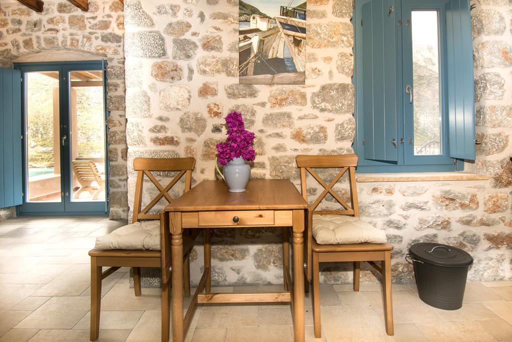 Petra Boutique Homes Arginonda エクステリア 写真