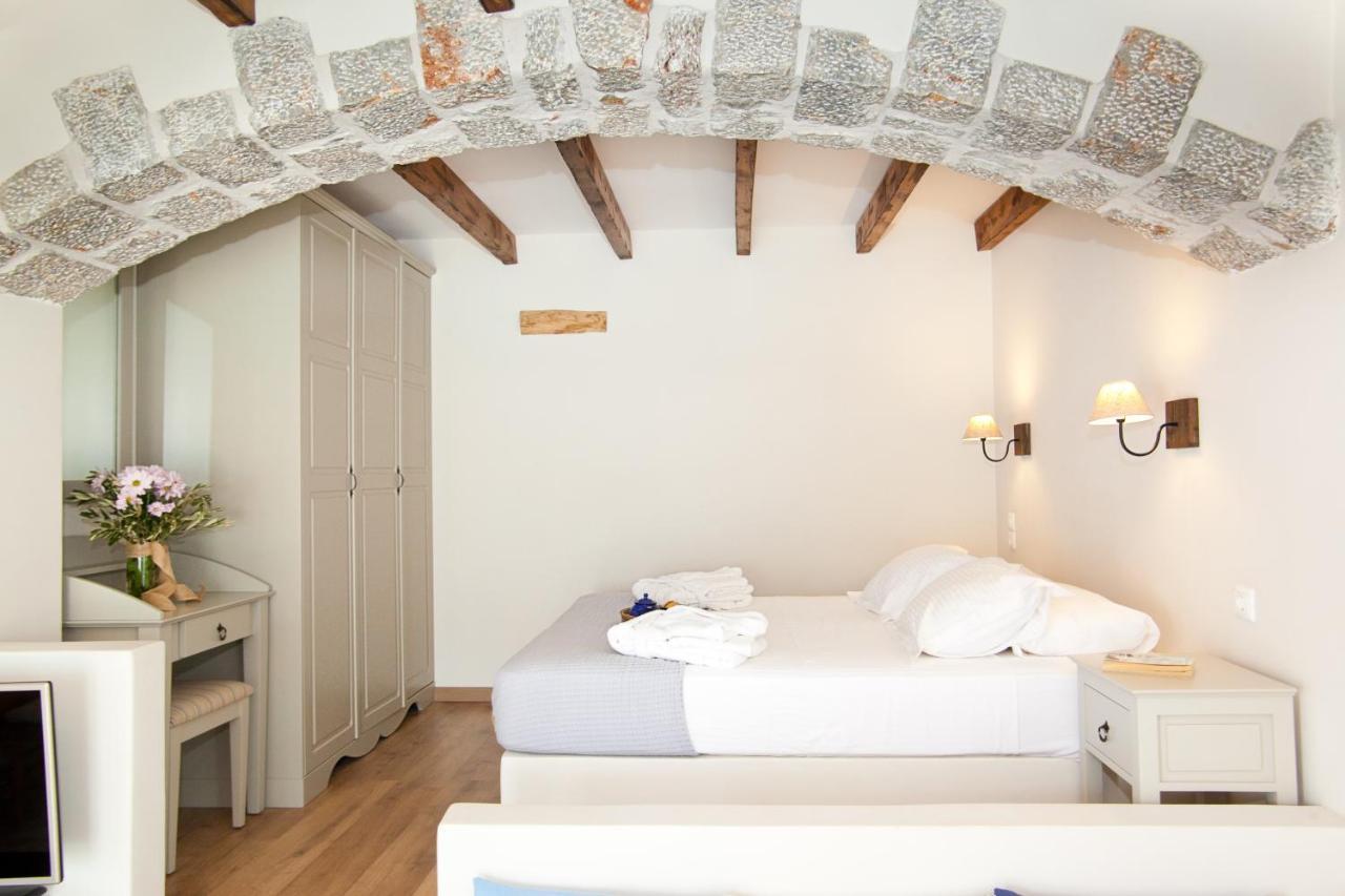 Petra Boutique Homes Arginonda エクステリア 写真