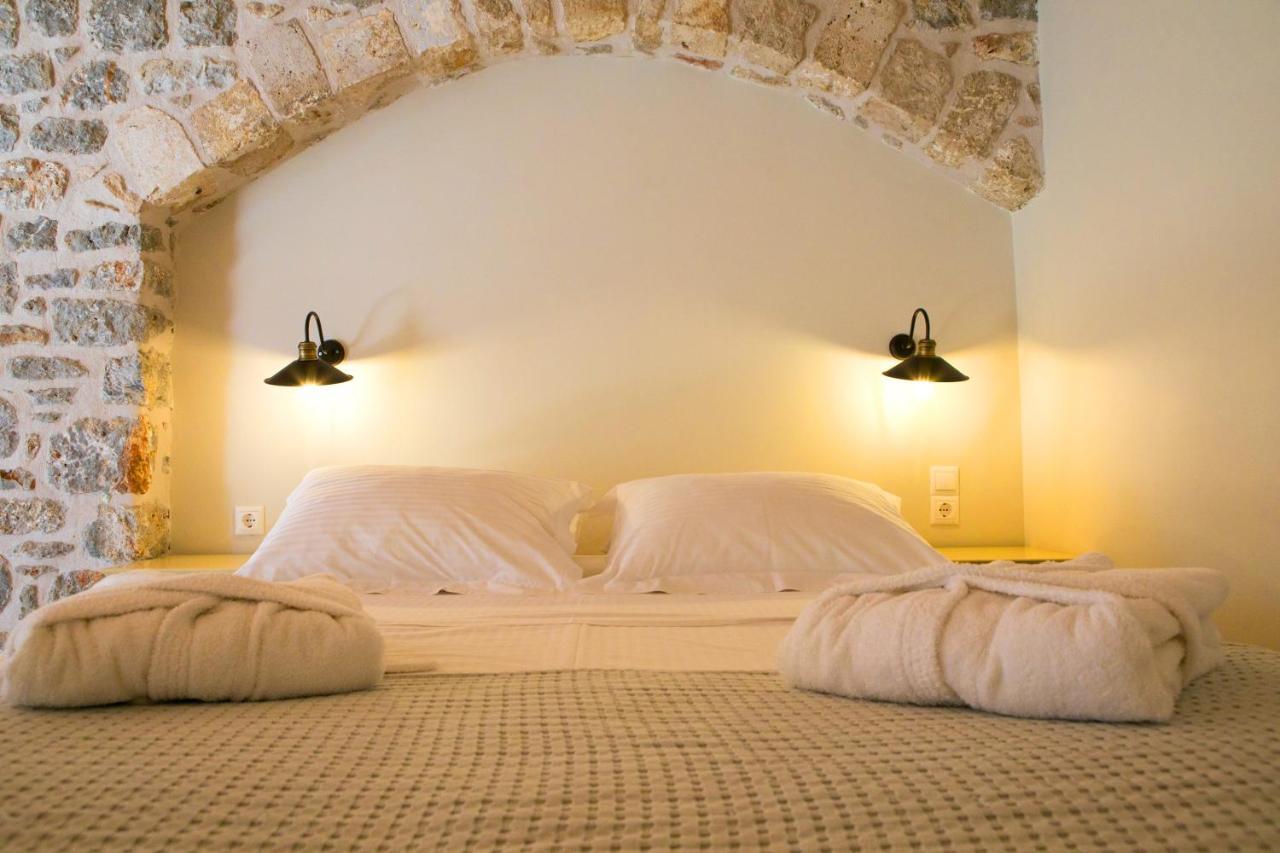 Petra Boutique Homes Arginonda エクステリア 写真